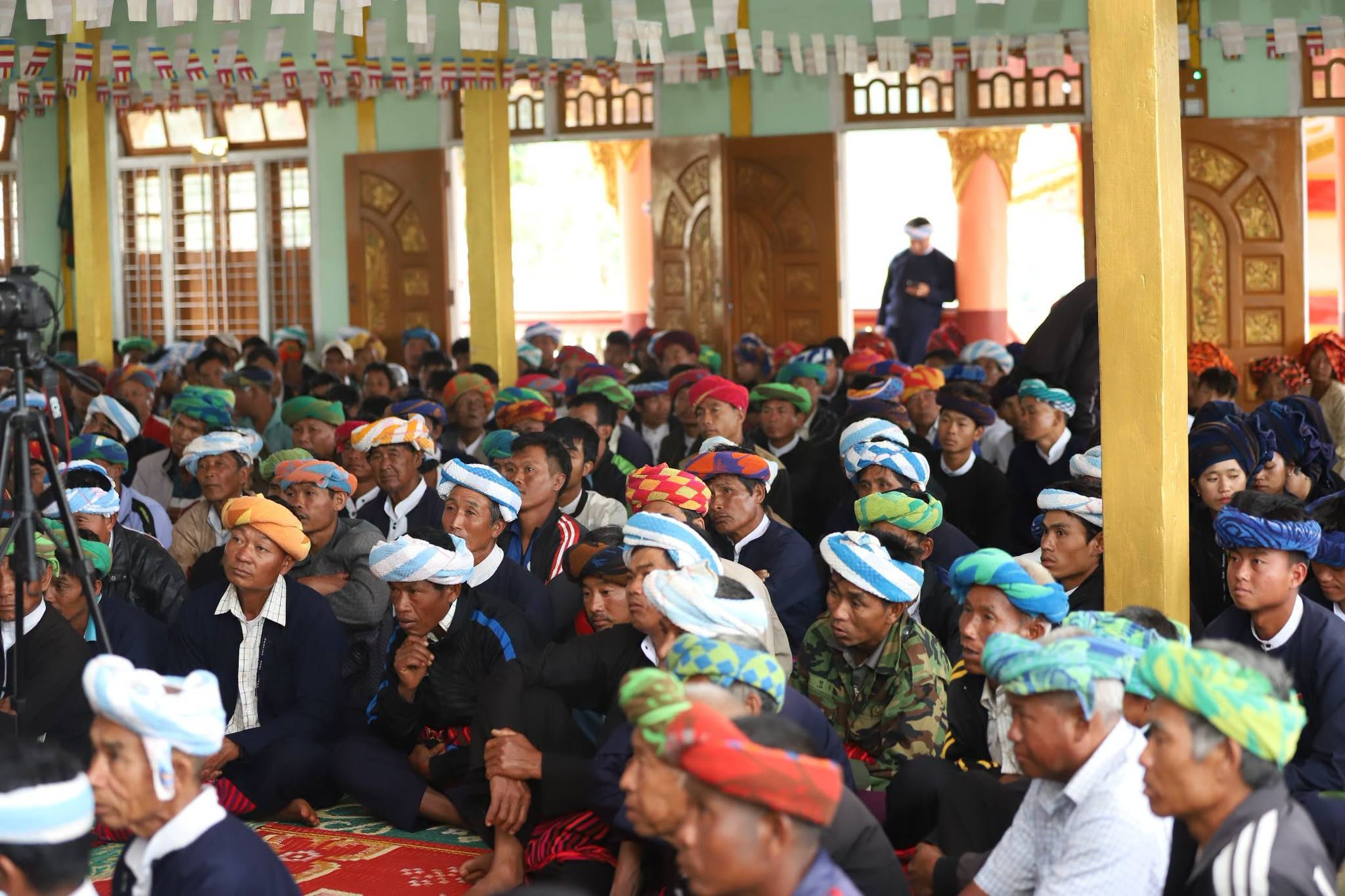 ပင်လောင်းမြို့နယ်၌ ရပ်ကွက်နှင့် ကျေးရွာအုပ်စု အုပ်ချုပ်ရေးမှူးများ၏ လုပ်ငန်းစွမ်းဆောင်ရည်မြှင့်တင်ရေး သင်တန်းဆင်းပွဲ အခမ်းအနား ကျင်းပ